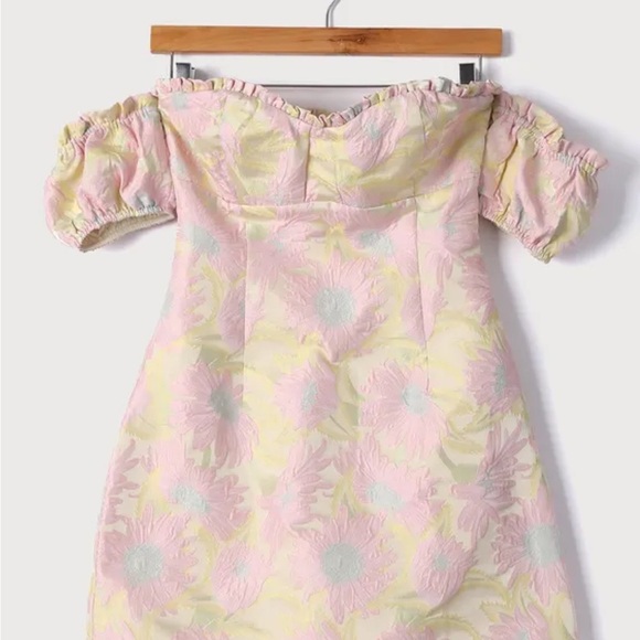 Lulus banquet invitation jascuard Floral Off-Shoulder Dress nwt - Picture 4 of 6